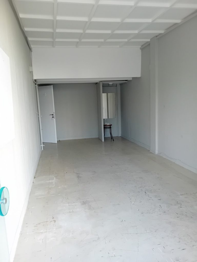 Shop For rent Vironas 685286