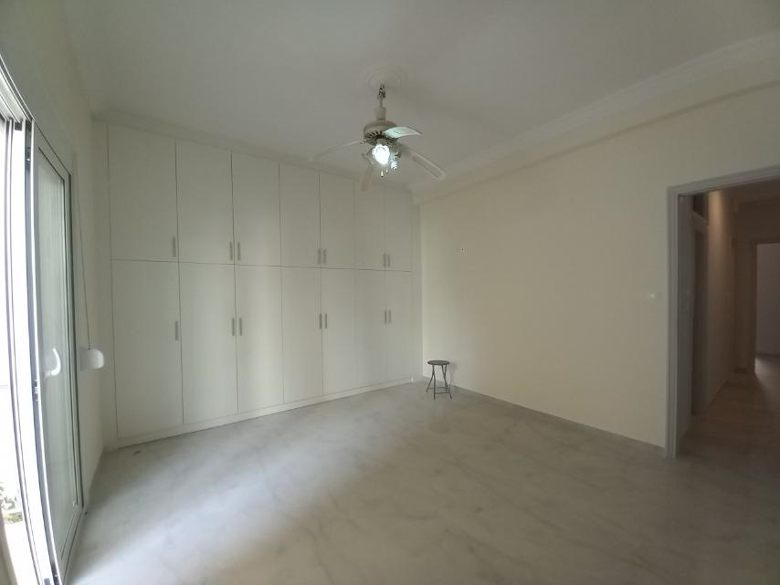 Apartment For Sale in Agios Nikolaos 939601