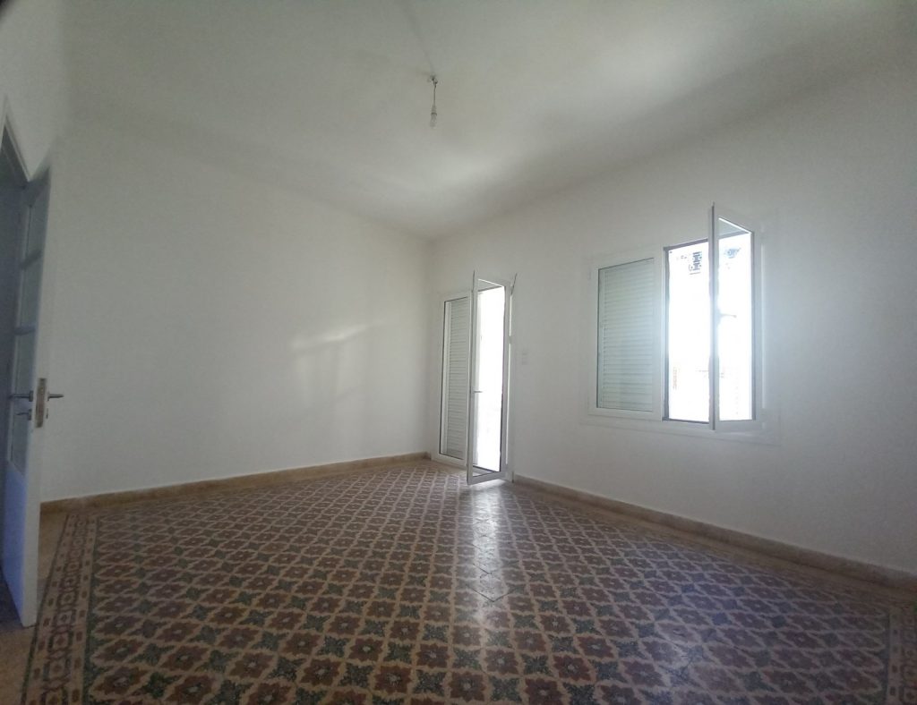 Apartment For Sale in Keratsini 944593